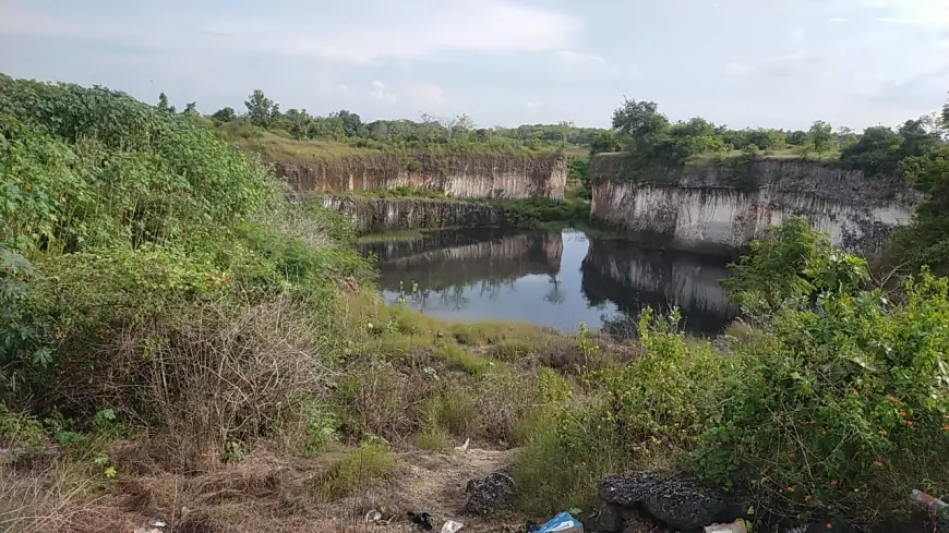 DPRD Gresik Soroti Banyaknya Lubang Bekas Tambang Dibiarkan tanpa Direklamasi
