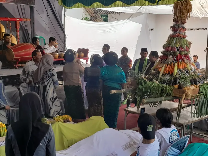 Menolak Dikikis Zaman, Kesenian Tayub Meriahkan Acara Bersih Desa di Nganjuk