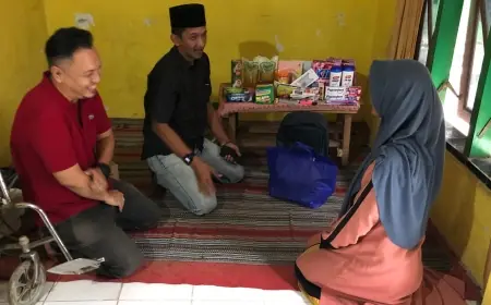 Sosok Remaja 15 Tahun di Jombang Patut Jadi Tauladan, Sendirian Rawat Nenek Lumpuh