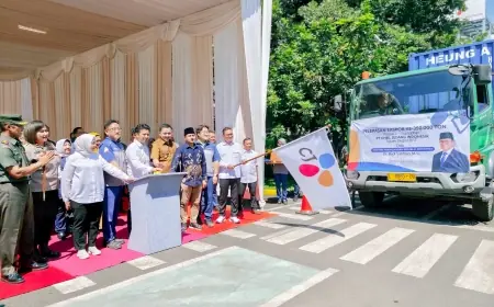 Didampingi Bupati Pasuruan, Menteri Perdagangan Berangkatkan Ekspor 350 Ribu Ton L - Tryptophan ke Tiongkok