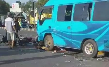 Tabrakan Mengerikan di Exit Tol Purwodadi 1 Tewas , 6 Luka Berat