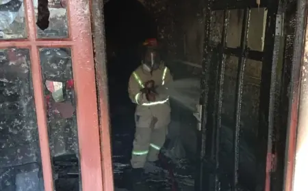 Diduga Depresi, Perempuan di Jombang Bakar Rumah Sendiri