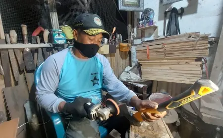 Berkah Iduladha, Perajin Pisau di Kota Probolinggo Banjir Orderan