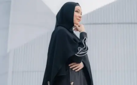 Dewi Sandra Batal Naik Haji : Jadi Pelajaran Termahal dalam Hidup