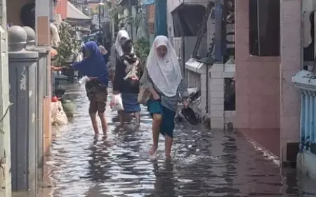 BMKG Warning Potensi Banjir Rob di Pesisir Jatim pada 11–15 Juni 2025