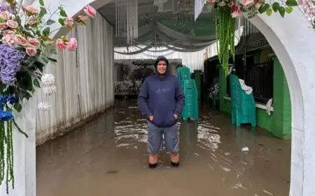 Banjir di Mojokerto Rendam Pesta Pernikahan, Acara Terpaksa Dipindah ke Masjid