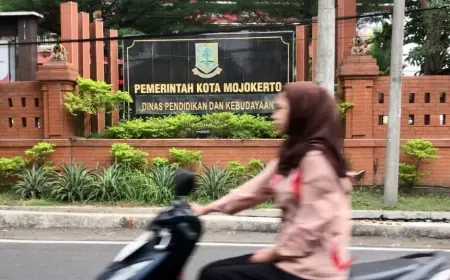 Pemkot Mojokerto Tunggu Aturan Keputusan MK Soal Sekolah Gratis
