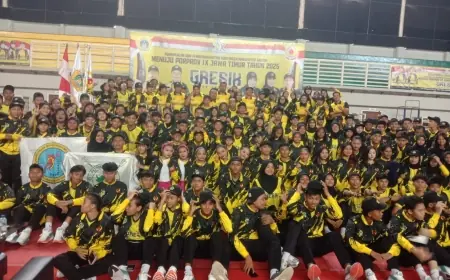 Berangkatkan Kontingen Porprov Jatim 2025, Pemkab Gresik Janjikan Rp40 Juta bagi Peraih Medali Emas