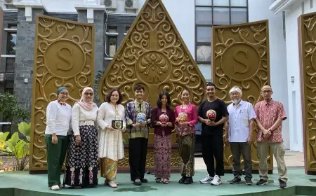 UM Gelar Residensi Tari Topeng dengan Malay Heritage Foundation Singapura