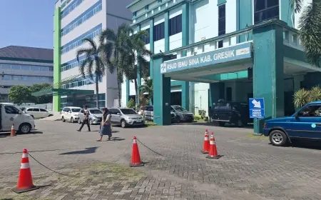 Imbas Pengetatan Aturan 144  Penyakit Tak Ditanggung BPJS, RSUD Ibnu Sina Gresik Tekor Rp1,7 M
