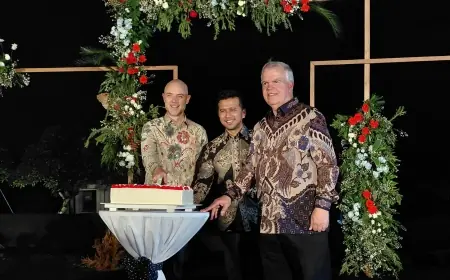 Perayaan ke-249 Tahun Kemerdekaan  AS, Emil Dardak Titip Pesan di Kondisi Global yang Bergejolak