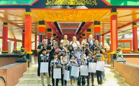 Grand Mercure Malang Mirama Ajak Anak Asuh Liburan ke New Wisata Wendit
