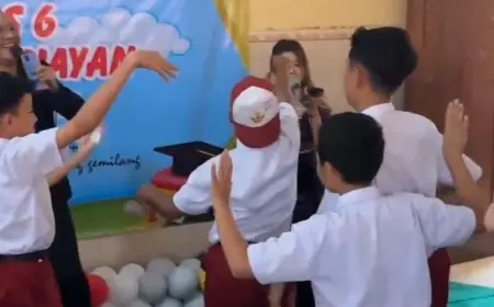 Viral! Siswa SD di Tulungagung Joget dan Nyawer Biduan, Pihak Sekolah Mengaku Kecolongan