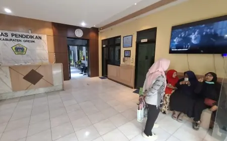 SPMB Jenjang SMP di Gresik Amburadul, Legislatif: Dispendik Kecolongan