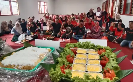 Peringati Bulan Bung Karno, DPC PDIP Jombang Lomba Masak Makanan Tradisional