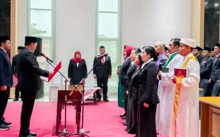 Ratusan Guru Dilantik Jadi Kepala Sekolah, Bupati Pasuruan:  PNS dan PPPK Punya Kesempatan Sama