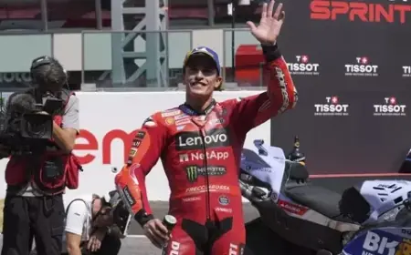 Manajer Ducati Ajak Marquez dan Rossi Akhiri Perseteruan Lama