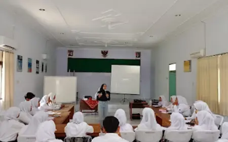 Siapkan Mental Tangguh, 33 Mahasiswa UIN KHAS Jember Ikuti Diktan di Markas PMI