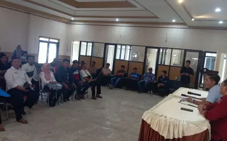 Datangi Kantor Kejaksaan Blitar, Puluhan Warga Doko Laporkan Dugaan Penyelewengan HGU