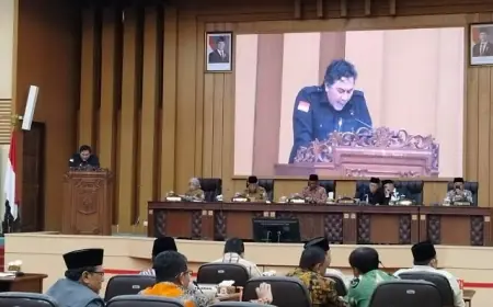 Prihatin Kondisi Guru, Fraksi PDI Perjuangan DPRD Kabupaten Malang Dorong Perda Perlindungan ASN dari Intervensi Politik   