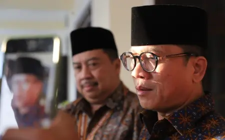 Hadiri Pelantikan PABPDSI Jombang, Mendes PDTT Ajak BPD Bersinergi dengan Kades