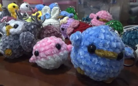 Menengok Produksi Boneka Amigurumi di Jember: Usaha Kreatif yang Memberdayakan dan Menghasilkan