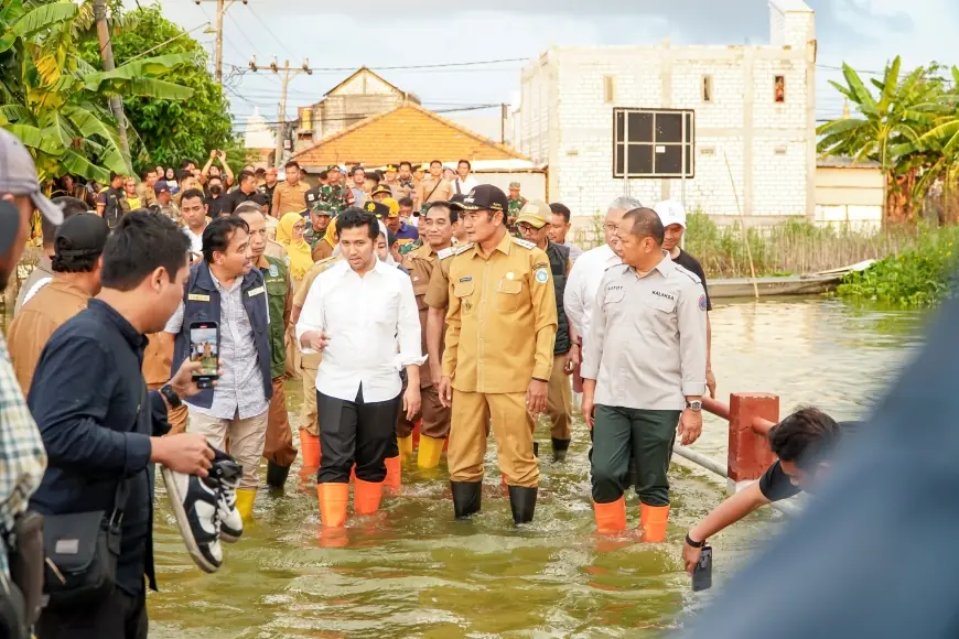 Plt Gubernur Jatim Emil Dardak Sidak Banjir dan Infrastruktur di Lamongan