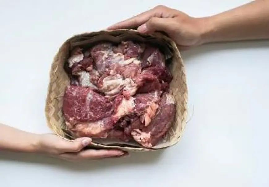 Tradisi Pembagian Daging Kurban Simbol Solidaritas dan Kemanusiaan dalam Iduladha
