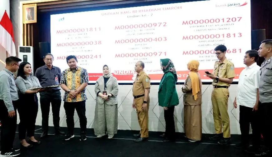 Bank Jatim Apresiasi Nasabah Kredit Multiguna, Gelar Undian Berhadiah Umrah 2025