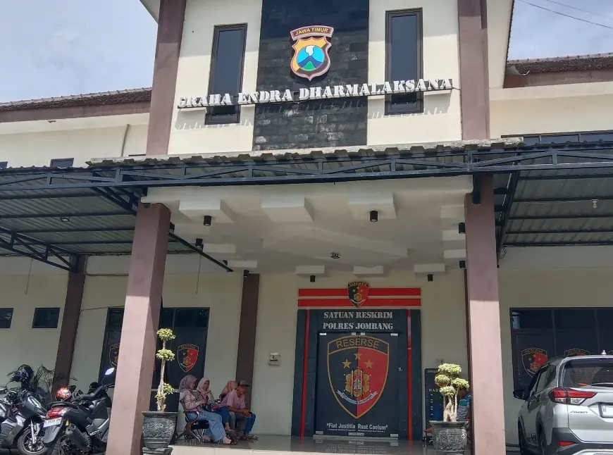 Polres Jombang belum Tetapkan Tersangka Kasus Penganiayaan Guru oleh Oknum Kepsek SMP di Ploso