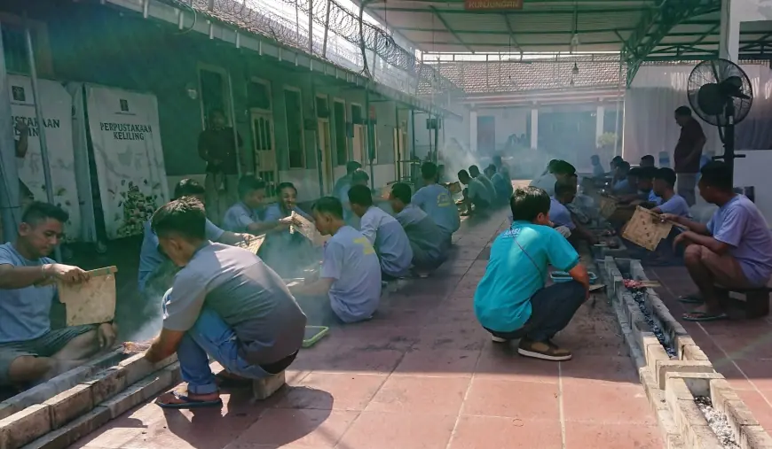 Mengintip Kebersamaan Napi saat Hari Tasyrik di Balik Jeruji Lapas Mojokerto