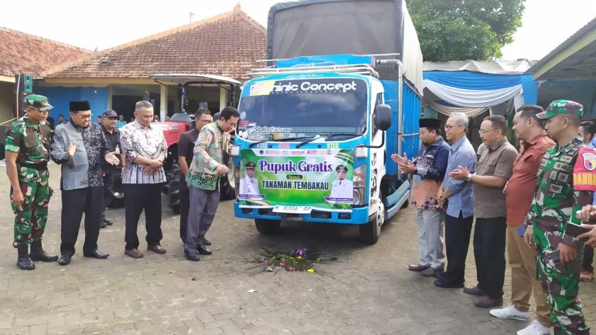 Ribuan Petani Tembakau di Bondowoso Terima Bantuan Pupuk Gratis