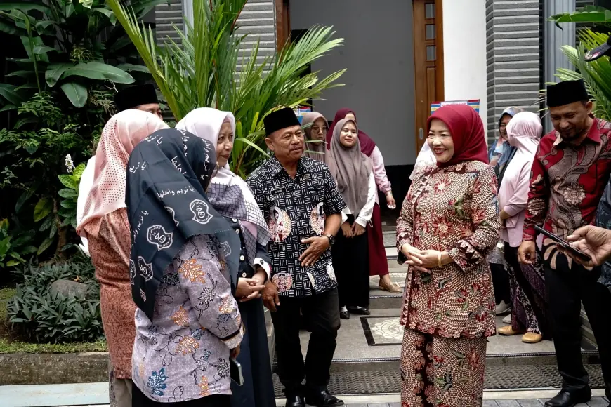 Kunjungi SMP NU Pakis, Wabup Malang Dorong Guru Jadi Agen Perubahan dan Motor Inovasi Pendidikan