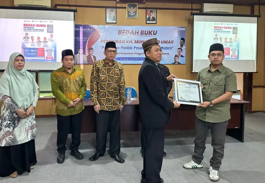 Jejak KH. Muh. As’ad Umar, Ulama Jombang Karismatik yang Diabadikan Dalam Buku Karya Rohmadi