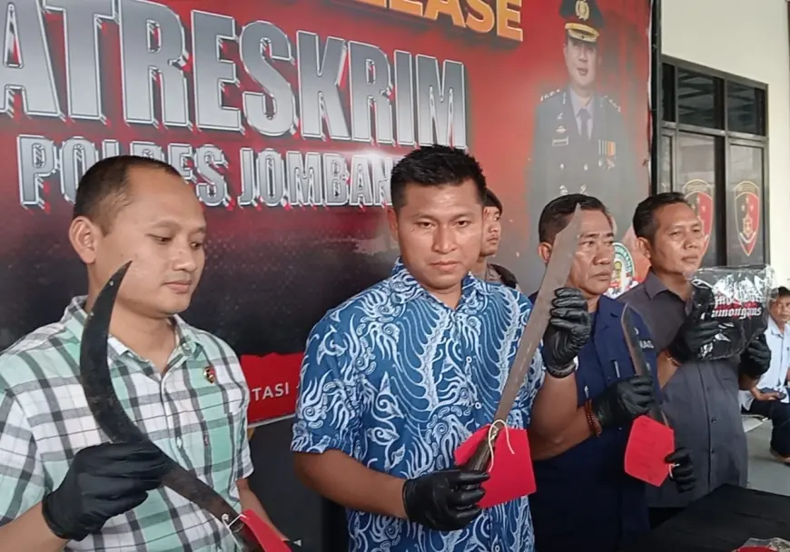 Diduga Gangster, Polres Jombang Ungkap Motif Tiga Remaja Bawa Senjata Tajam