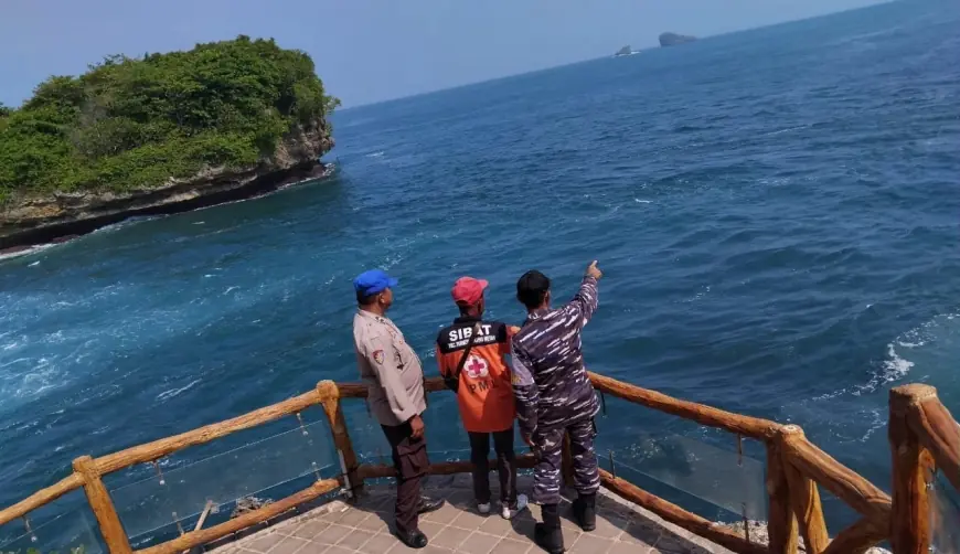 Mahasiswa Polinema Hilang Terseret Arus di Pantai Ungapan Malang, Tim SAR Sisir Kawasan Muara