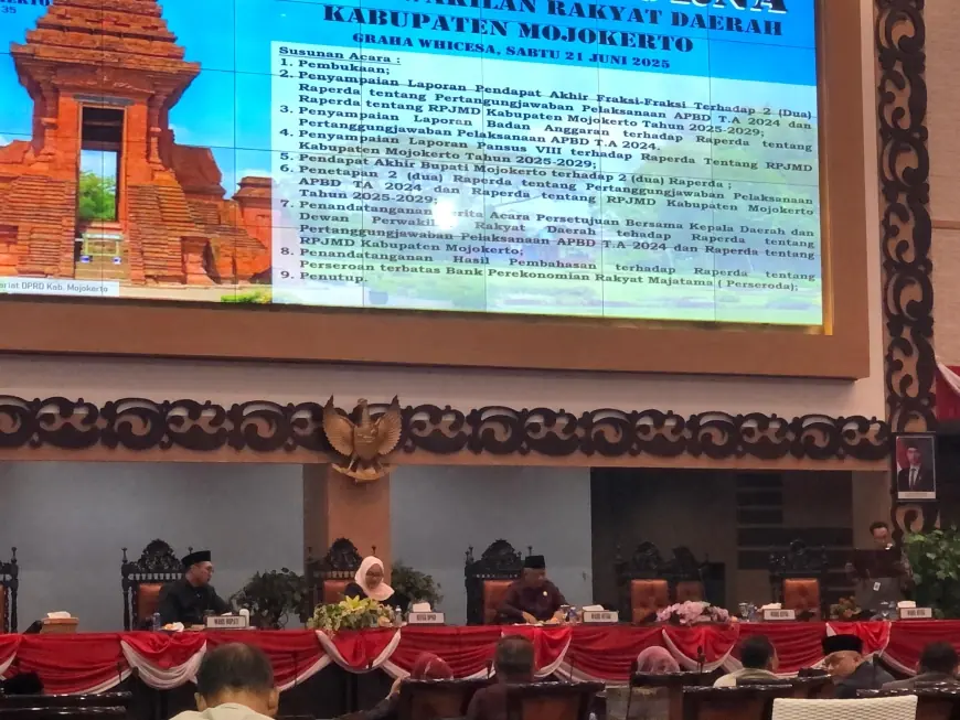 9 Fraksi DPRD Setujui Raperda Pertanggungjawaban APBD 2024 dan RPJMD Kabupaten Mojokerto