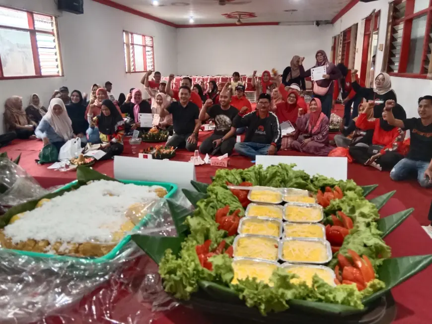 Peringati Bulan Bung Karno, DPC PDIP Jombang Lomba Masak Makanan Tradisional