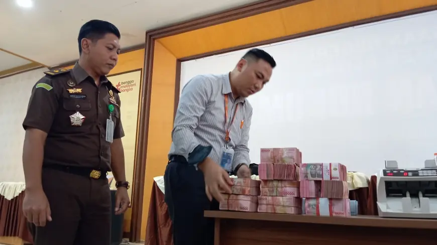 Kasus Korupsi DAM Kali Bentak, Kakak Kandung Eks Bupati Blitar Titipkan Uang Rp1,1 Miliar ke Kejari