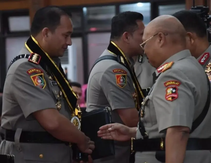 Kombes Pol Yade Setiawan Ujung Raih Predikat Siswa Sespimti Terbaik dan Sabet Dua Penghargaan Sekaligus