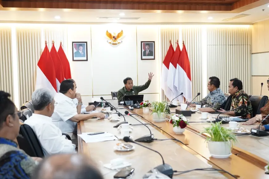 Wali Kota Batu Dorong Optimalisasi Lahan Hutan Jadi Destinasi Wisata saat Audiensi dengan Menteri Kehutanan RI