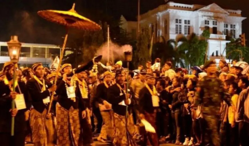 Malam 1 Suro: Perayaan dan Tradisi dalam Budaya Jawa
