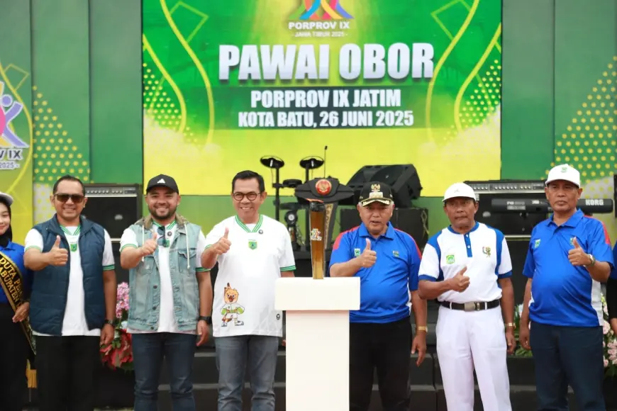 Pemkab Malang Serahkan Estafet Api Porprov Jatim 2025 ke Kota Batu