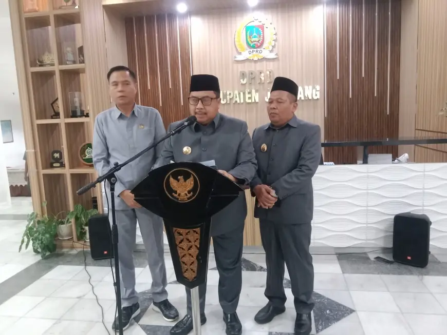 Bupati Jombang Teken RPJMD 2025–2030: Ekonomi Rakyat Jadi Poros Utama