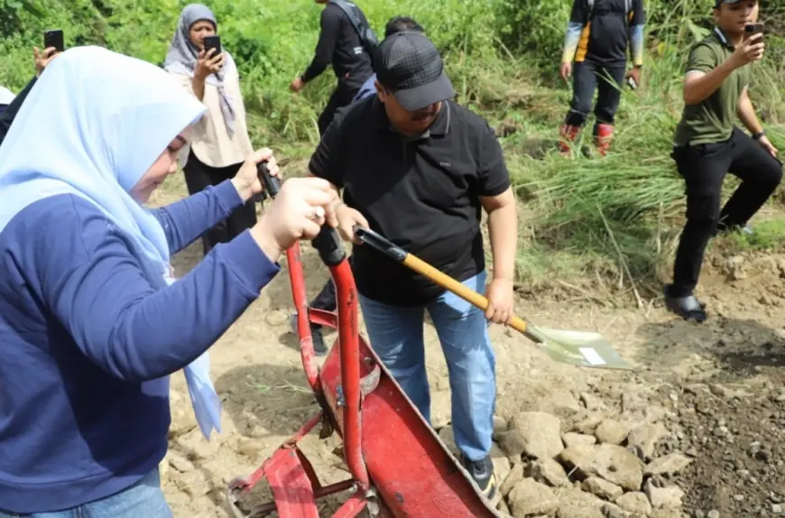 Pemkab Jombang Gelontorkan Rp2 Miliar untuk Perbaiki Ruas Jalan Desa Jipurapah