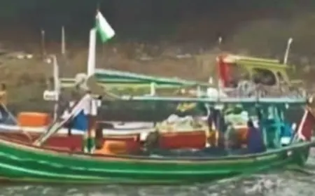 Perahu Nelayan Berisi 6 ABK Dilaporkan Hilang di Perairan Puger Jember