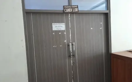 Rapat Raperda di Ruang Candi Lor Nganjuk Digelar Tertutup, Wartawan Dilarang Meliput