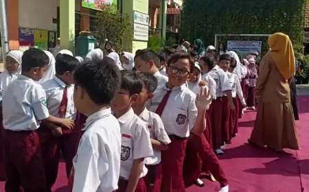 Juknis Jadi Acuan Utama, Dindik Jatim Jawab Isu Penggunaan AI dan Transparansi SPMB 2025