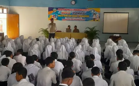 BNN Nganjuk Jelaskan Bahaya Narkoba kepada Siswa Baru Peserta MPLS di SMPN 1 Patianrowo