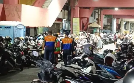Nongkrong Asyik, Melintas Pelik: Pemkot Resmi Tertibkan  Parkir di Tepi Jalan Tunjungan